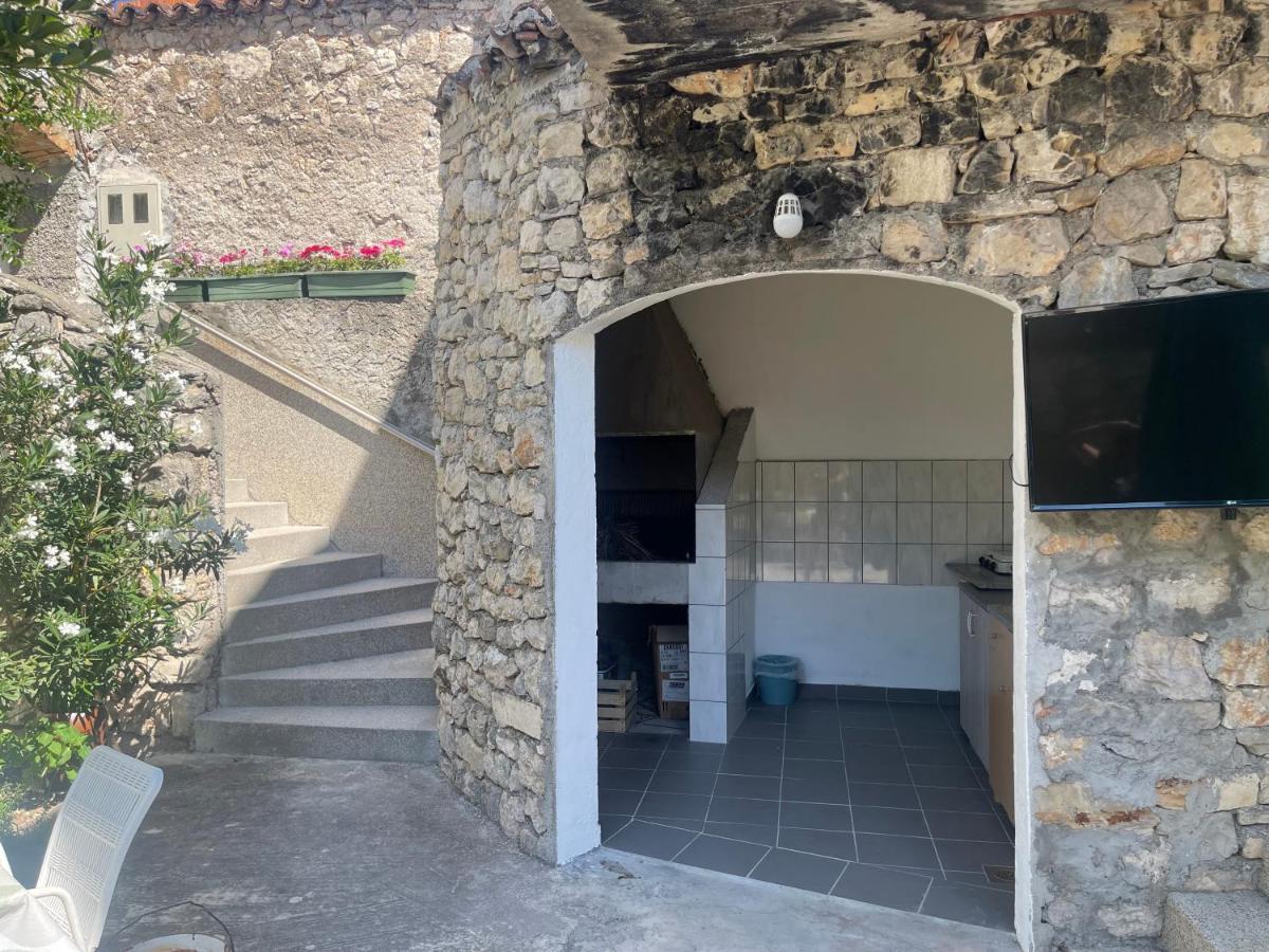 Malin Guesthouse Skradin Esterno foto