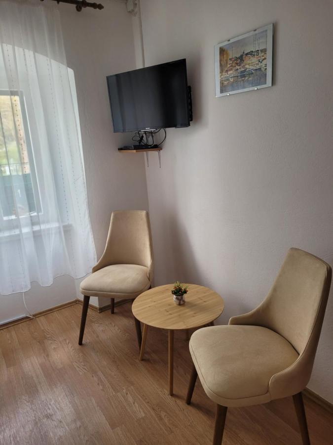 Malin Guesthouse Skradin Esterno foto